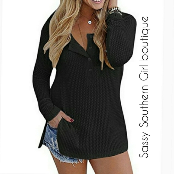 🆕⭐ Black waffle Henley top - Picture 1 of 7